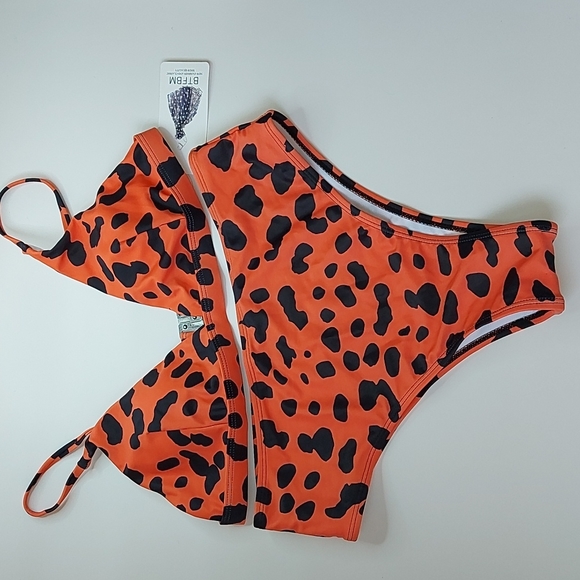 BTFBM bikini, NWT, size M - Picture 5 of 5
